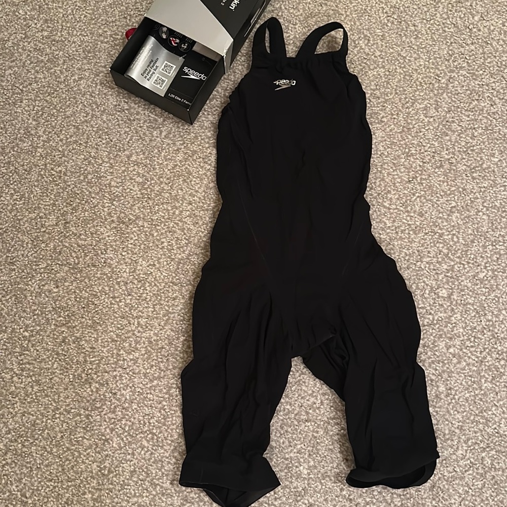 Speedo LZR Racer Elite 2 closed back Fastskin tech suit size 24